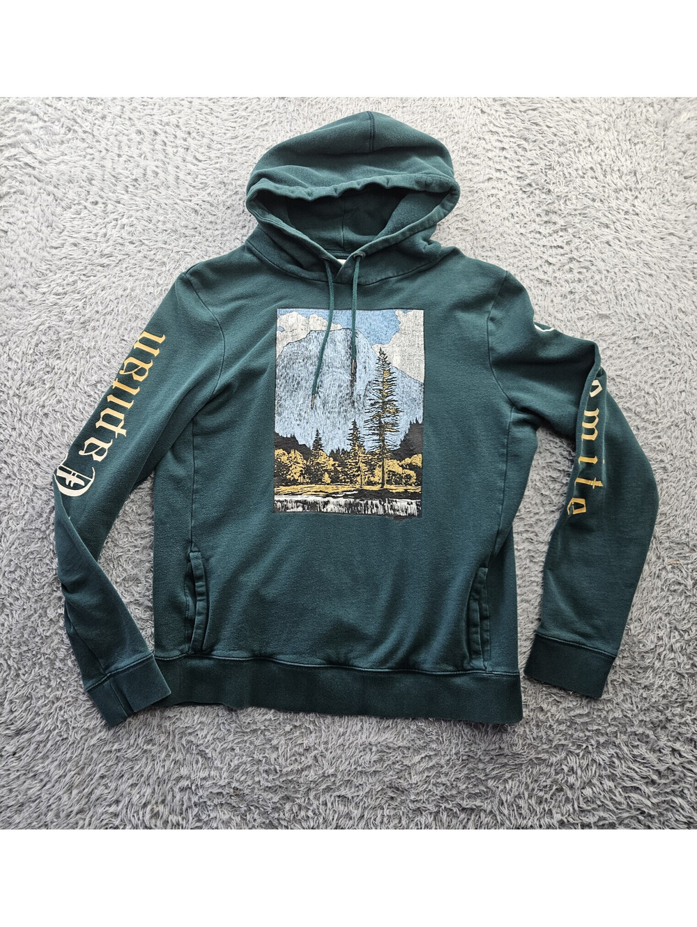Yosemite El Capitan Hoodie Aeropostale Ladies XL